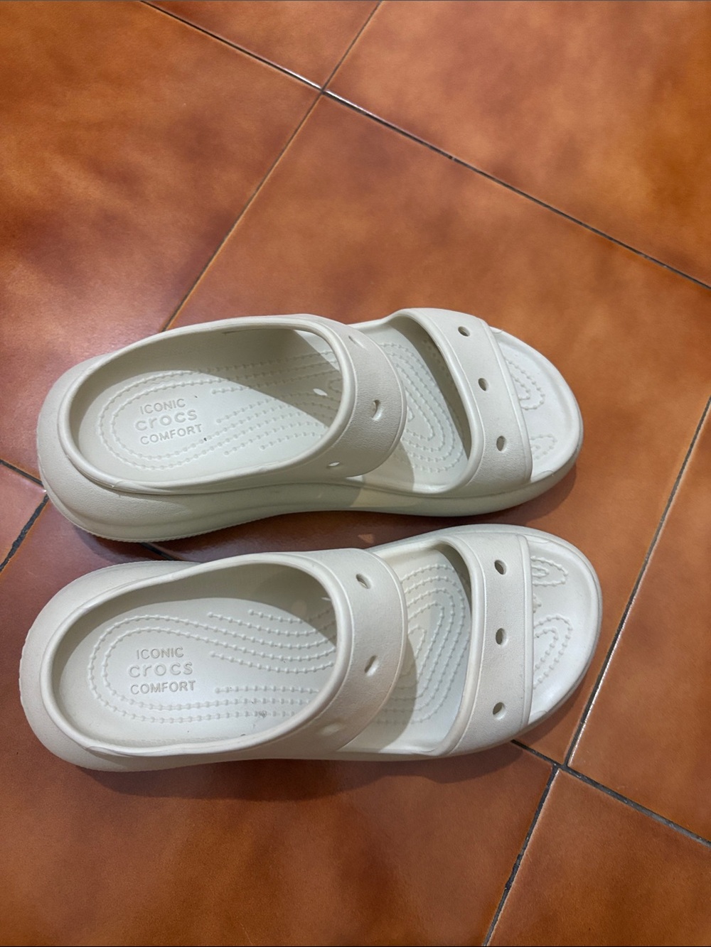 Crocs Iconic Comfort Slide — White